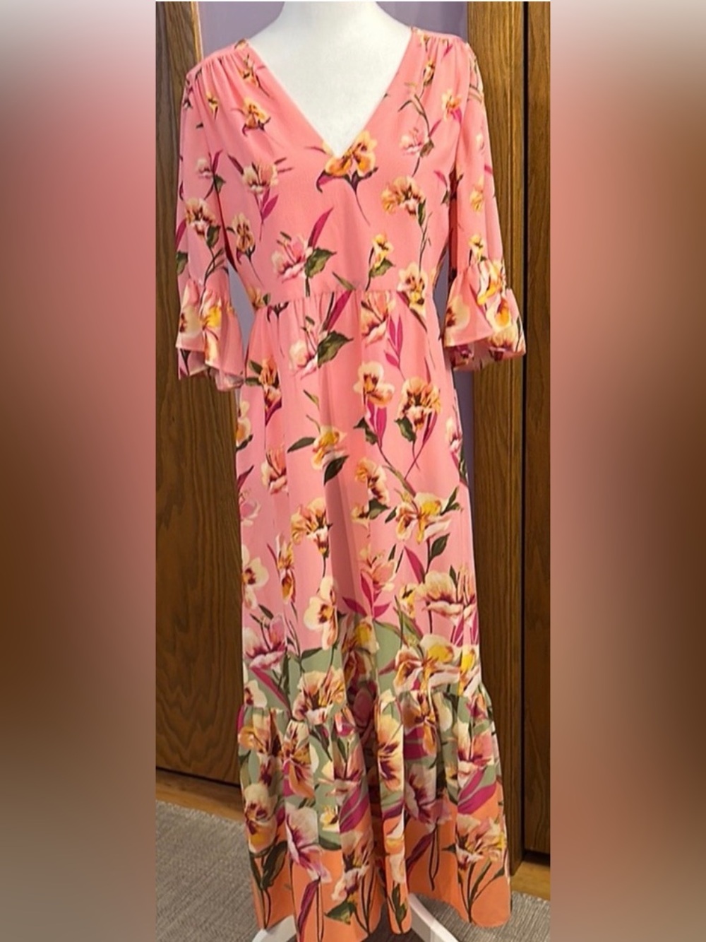London Times Floral Pink V-Neck Midi Dress size 6 EUC